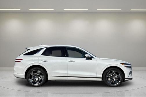 2025 Genesis Electrified GV70 Advanced