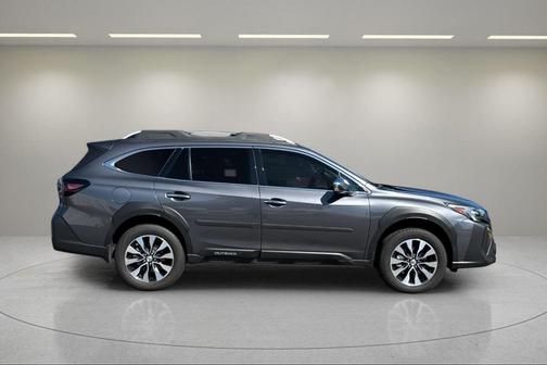 2025 Subaru Outback Touring