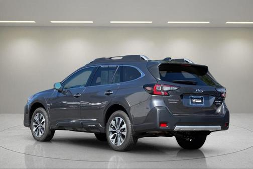 2025 Subaru Outback Touring