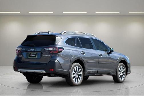 2025 Subaru Outback Touring