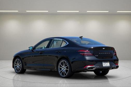 2025 Genesis G70 2.5T