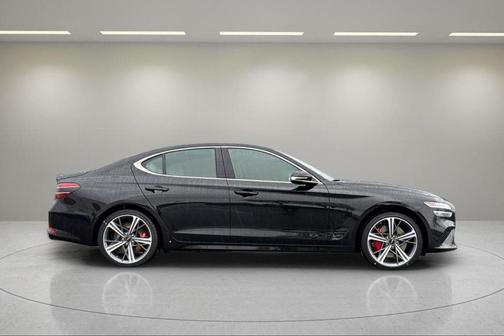 2025 Genesis G70 3.3T Sport Advanced