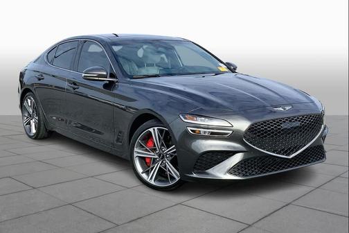 2025 Genesis G70 2.5T RWD