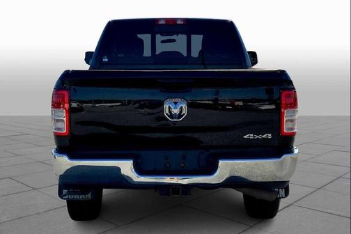 2021 RAM 3500 Tradesman Crew Cab 4x4 6'4' Box