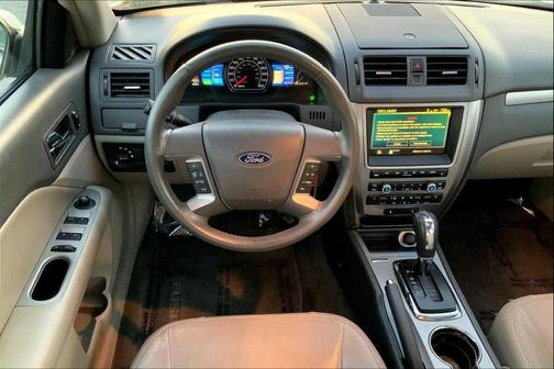 2010 Ford Fusion Hybrid Base