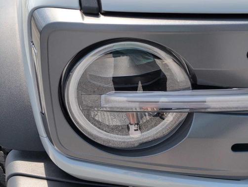 Avalanche Gray 2026 Ford Bronco Badlands