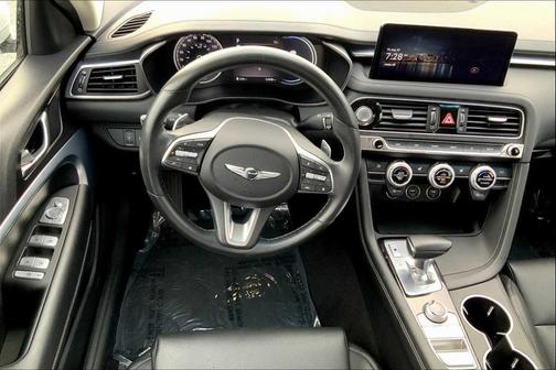 2023 Genesis G70 2.0T RWD