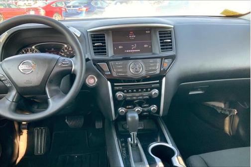 2019 Nissan Pathfinder S