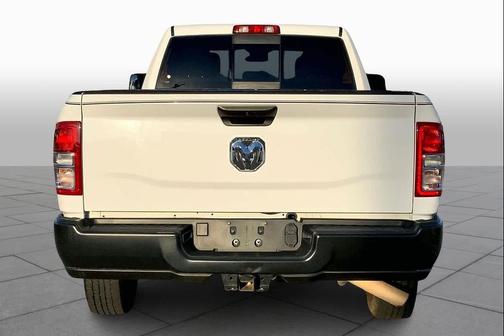 2021 RAM 2500 Tradesman Crew Cab 4x2 8' Box