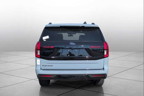 Glacier Gray Metallic Tri-Coat 2026 Ford Expedition Platinum