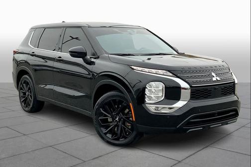 2023 Mitsubishi Outlander SE Black Edition 2WD