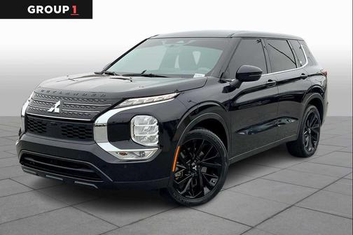 2023 Mitsubishi Outlander SE Black Edition 2WD