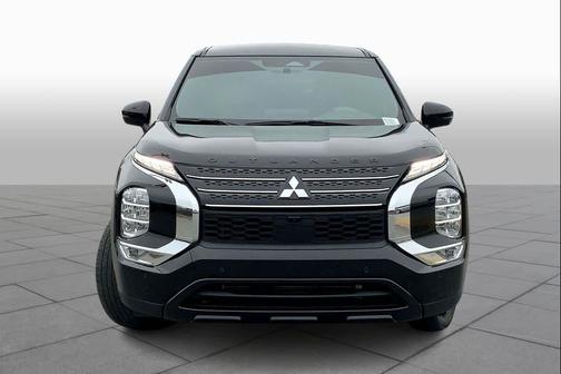 2023 Mitsubishi Outlander SE Black Edition 2WD