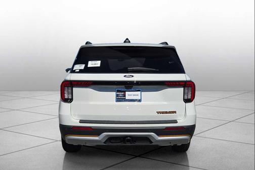 Star White Metallic Tri-Coat 2027 Ford Explorer Tremor