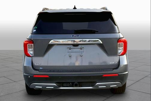 CARBONIZED GRAY METALLIC 2021 Ford Explorer XLT