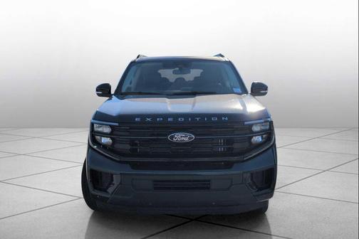 2025 Ford Expedition Max Active 4x2