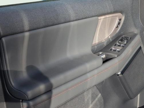 2025 Ford Expedition Max Active 4x2