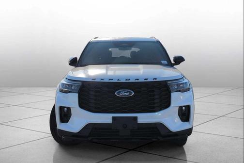 STAR WHITE MET TRI-COAT 2026 Ford Explorer ST-Line