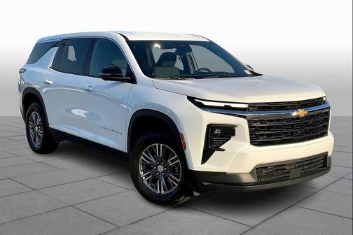2024 Chevrolet Traverse LS