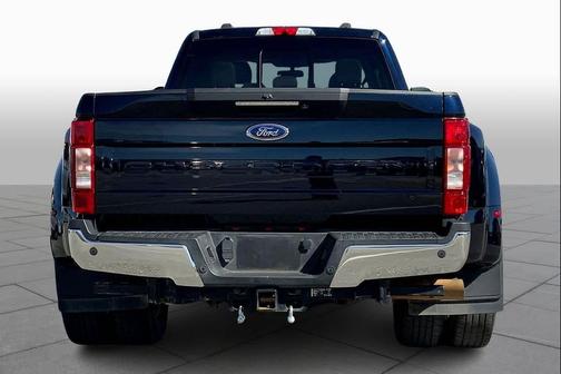 2022 Ford F-350 Lariat