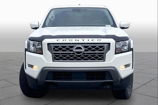 Glacier White 2022 Nissan Frontier SV