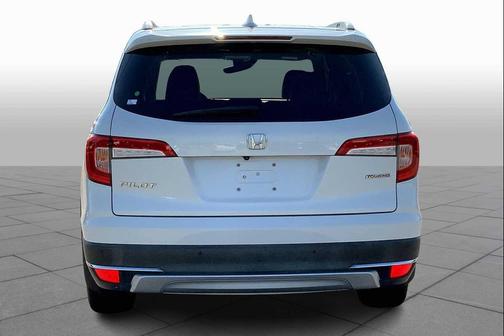 2021 Honda Pilot Touring 8-Passenger