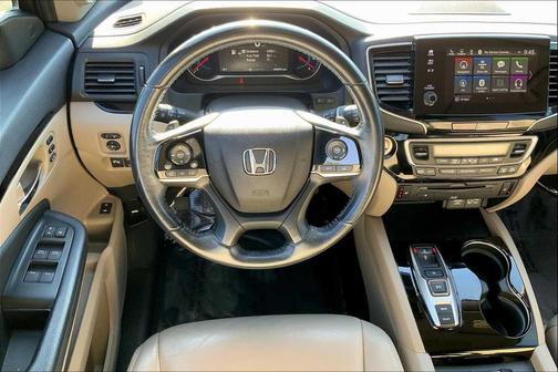 2021 Honda Pilot Touring 8-Passenger