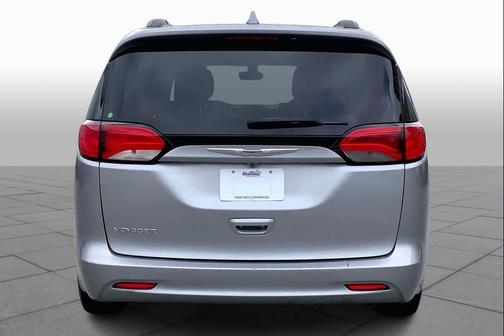 2020 Chrysler Voyager LXI