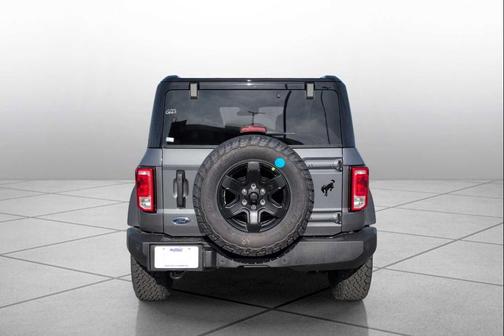 CARBONIZED GRAY METALLIC 2025 Ford Bronco Big Bend