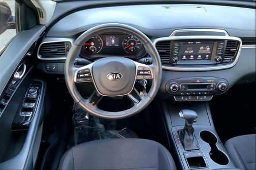 2019 Kia Sorento S