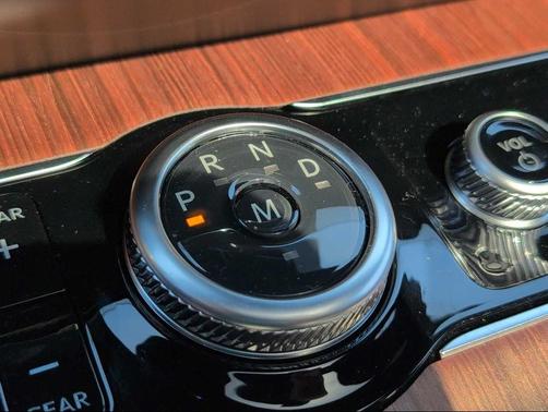 AGATE BLACK METALLIC 2026 Ford Expedition King Ranch