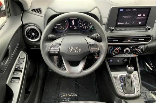 2022 Hyundai KONA SE