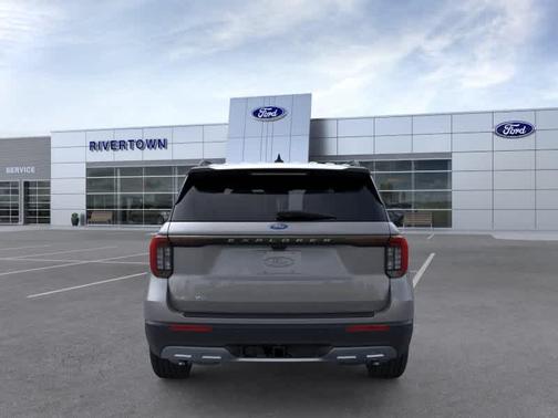 CARBONIZED GRAY METALLIC 2026 Ford Explorer Active
