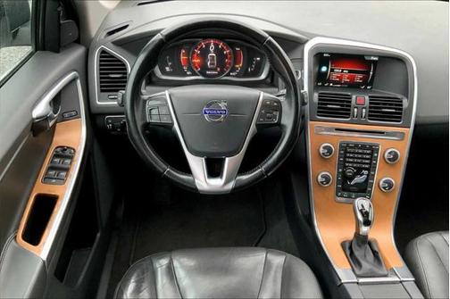 2017 Volvo XC60 T5 Inscription