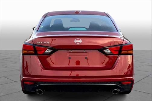 2025 Nissan Altima SR FWD