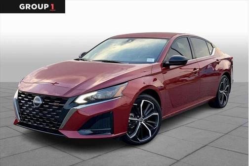 2025 Nissan Altima SR FWD
