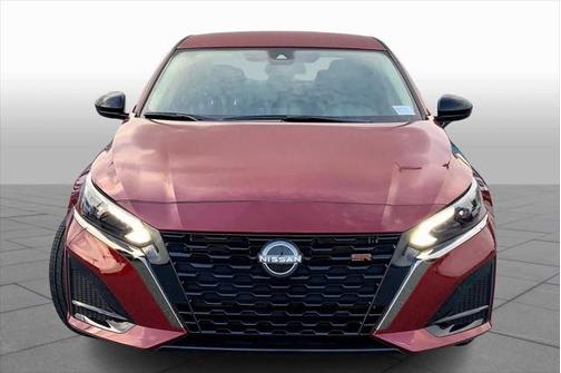 2025 Nissan Altima SR FWD