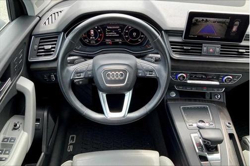 2018 Audi Q5 2.0T Premium Plus