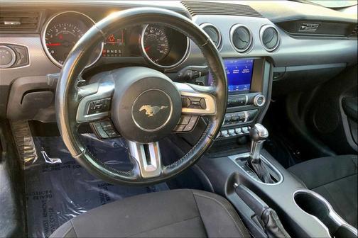 2020 Ford Mustang EcoBoost