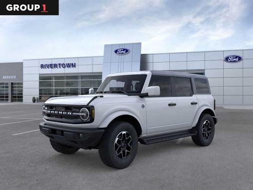 OXFORD WHITE 2026 Ford Bronco Outer Banks