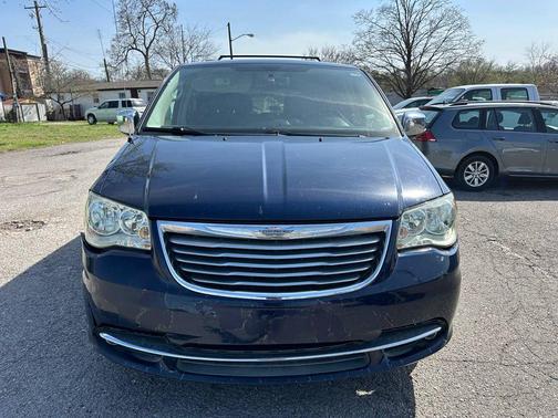 2014 Chrysler Town & Country Touring-L