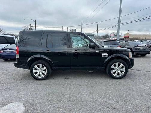 2013 Land Rover LR4 Base