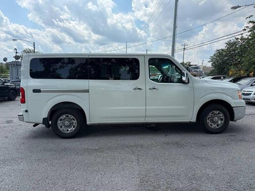 2014 Nissan NV Passenger NV3500 HD S V8