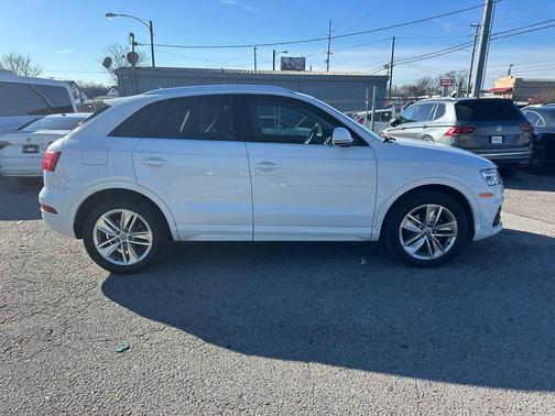 2017 Audi Q3 2.0T Premium Plus