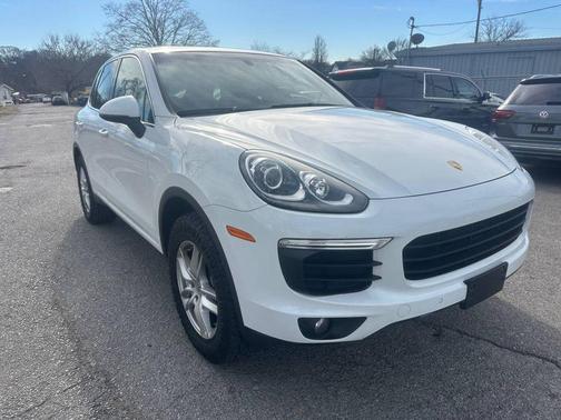 2016 Porsche Cayenne Cayenne
