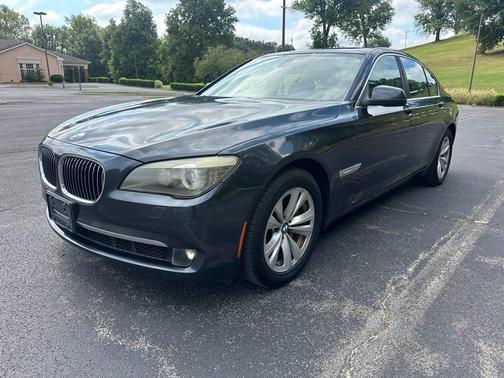 2012 BMW 740 I