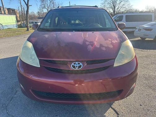 2006 Toyota Sienna XLE