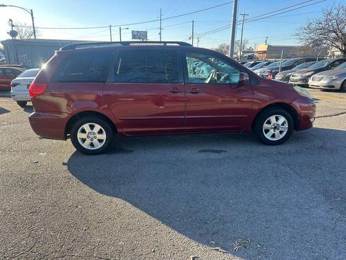 2006 Toyota Sienna XLE