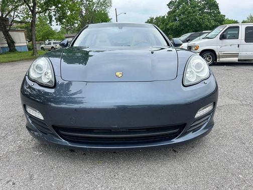 2011 Porsche Panamera 4
