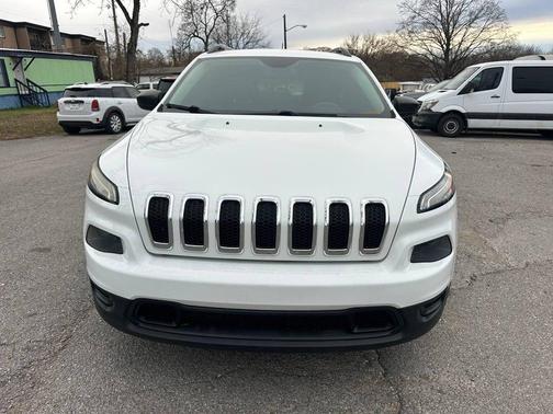 2015 Jeep Cherokee Sport